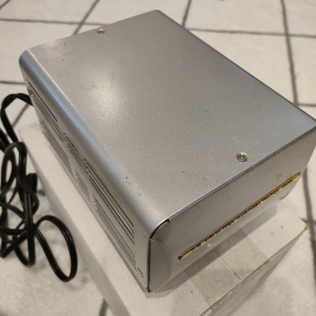 TI-18 変圧器 1000VA 220V-240Vと T1-20 1500VA