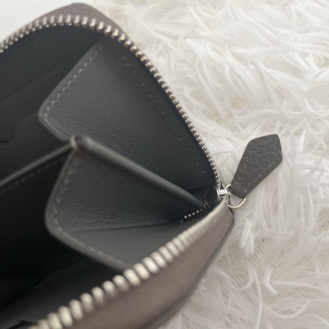 新品同様✨ボナベンチュラ スモール ラウンドジップ ウォレット [グレー ]