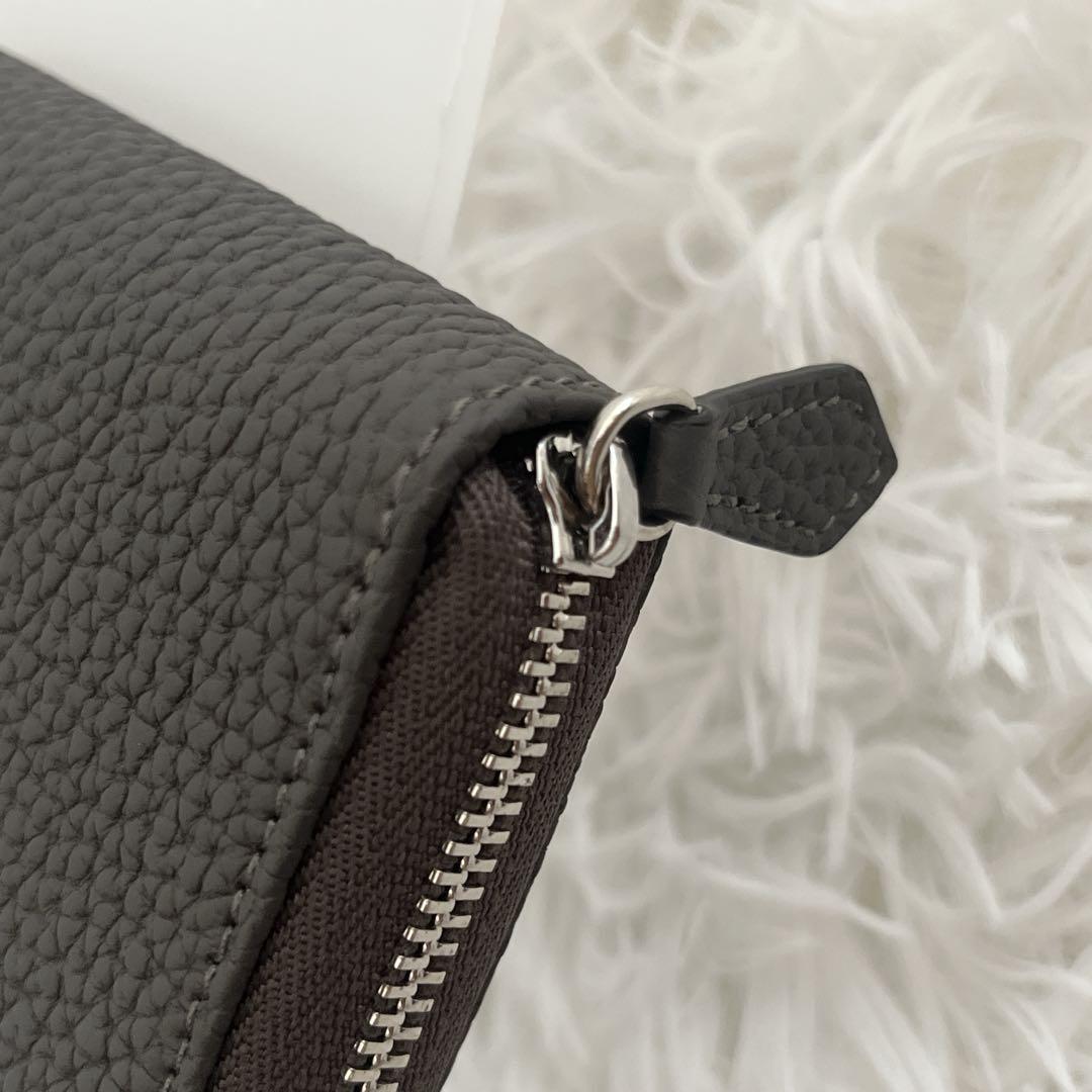 新品同様✨ボナベンチュラ スモール ラウンドジップ ウォレット [グレー ]