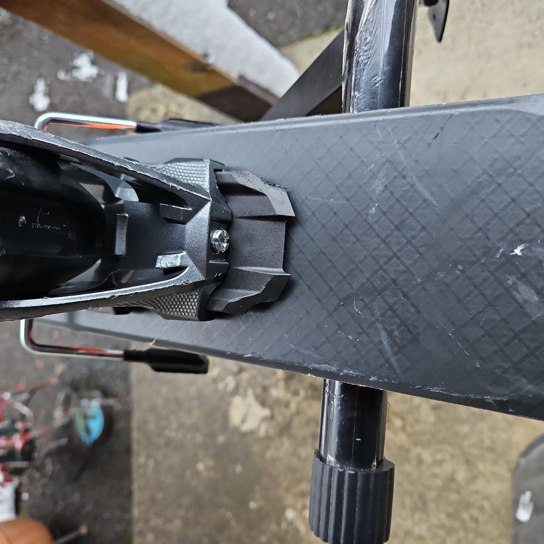 スキー 板・ビンディング（男性174cm／73kgが使用）