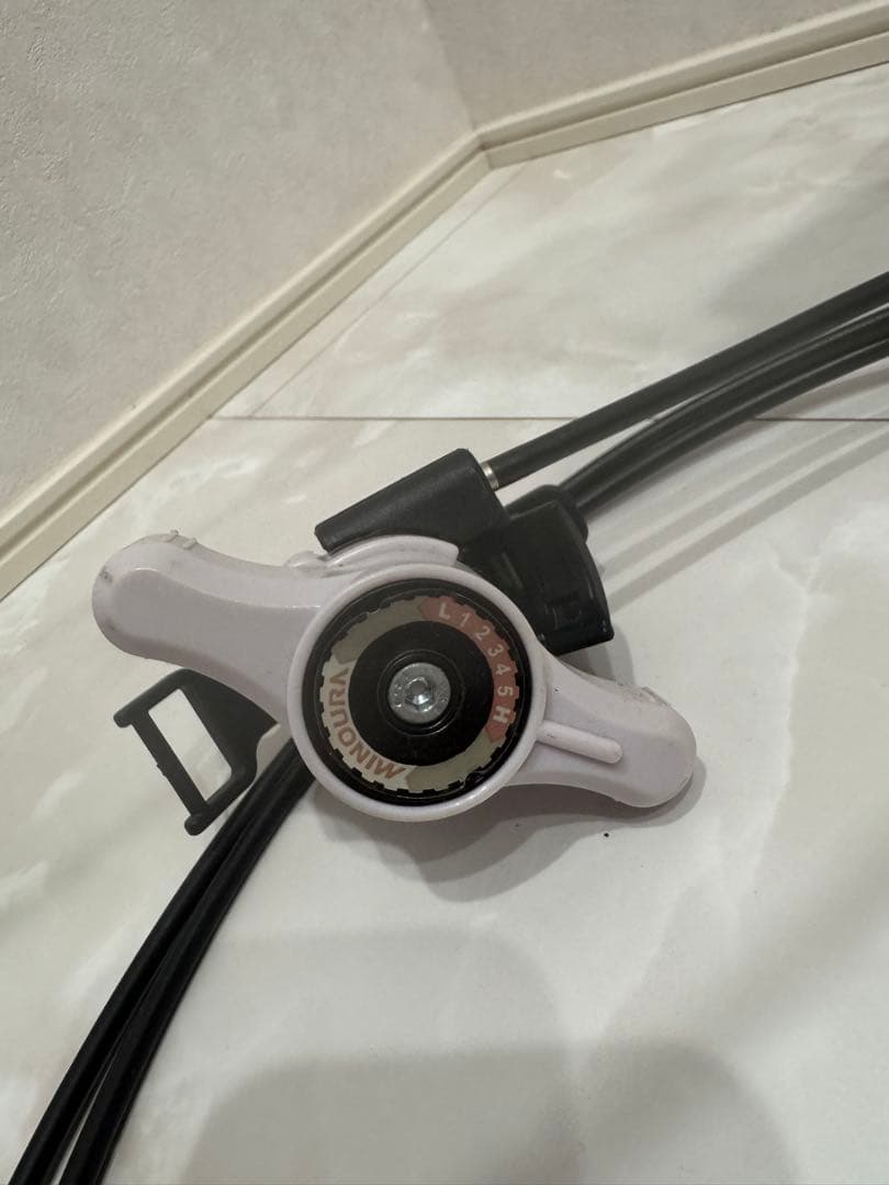 うえっさ　MINOURA LR341 LiveRide 固定ローラー