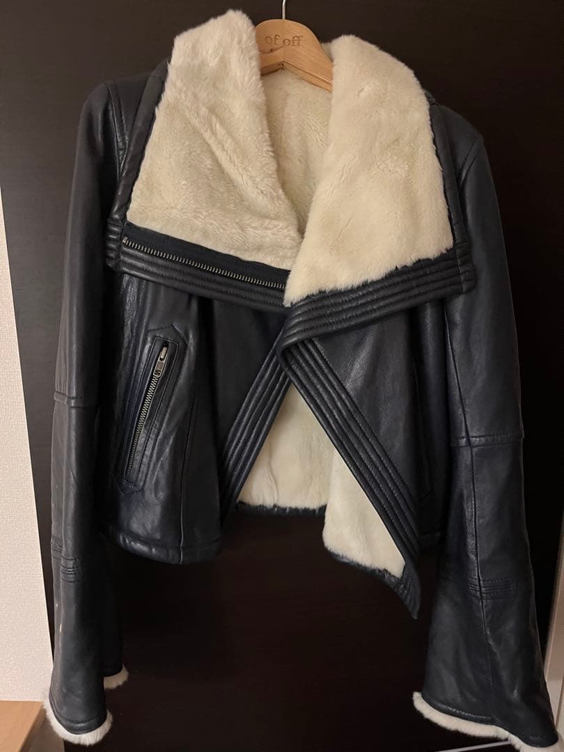 羊革レザージャケット Mサイズ　ネイビー　試着のみ　未使用品