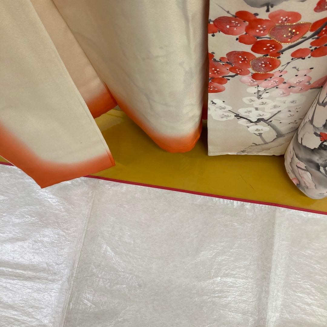 紅梅白梅　花柄振袖 着物