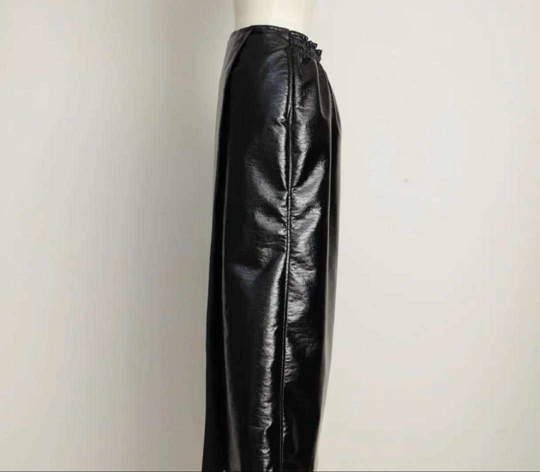 ジプソフィアgypsohila エナメルラップスカート　ブラック