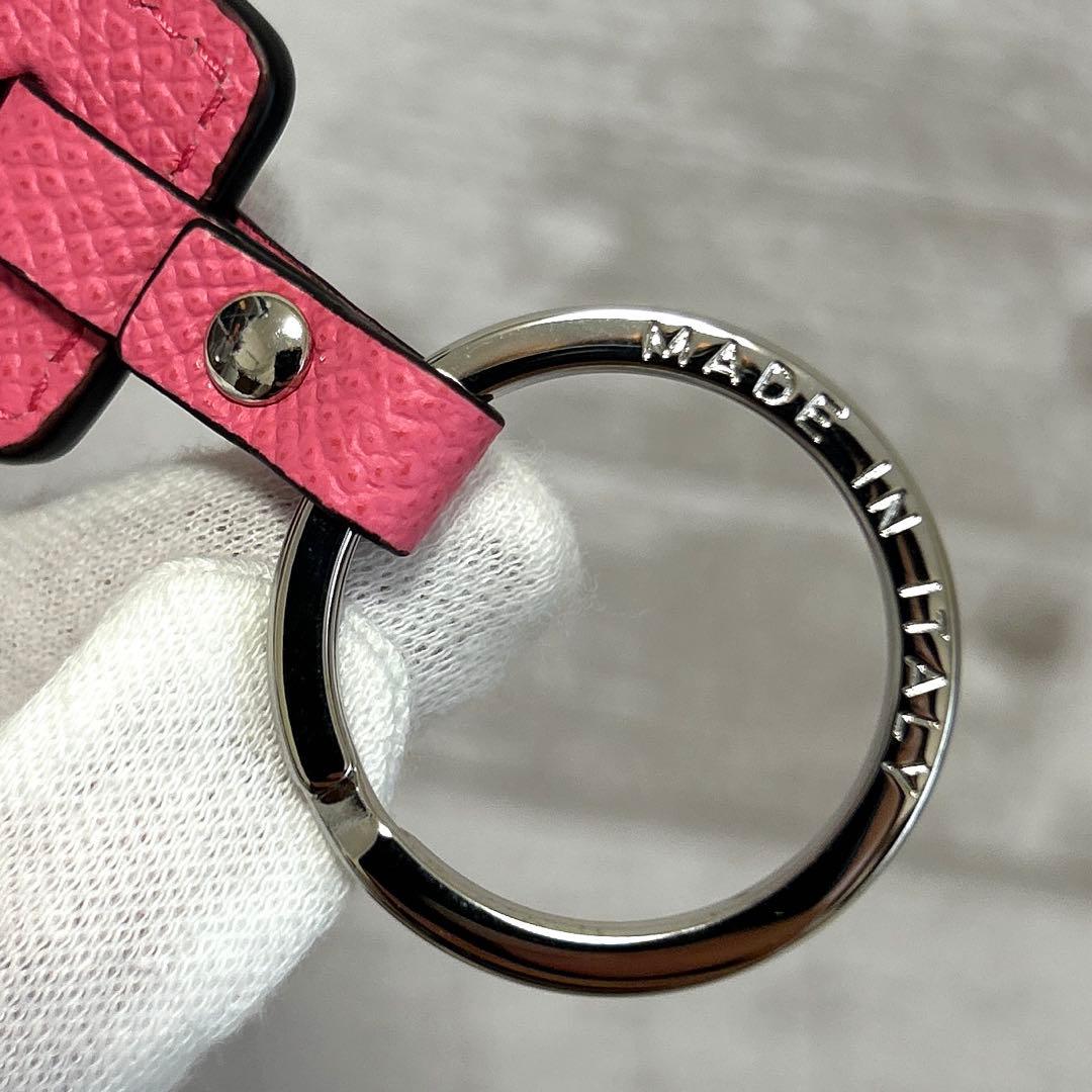 新品 未使用　Salvatore Ferragamo キーリング キーホルダー