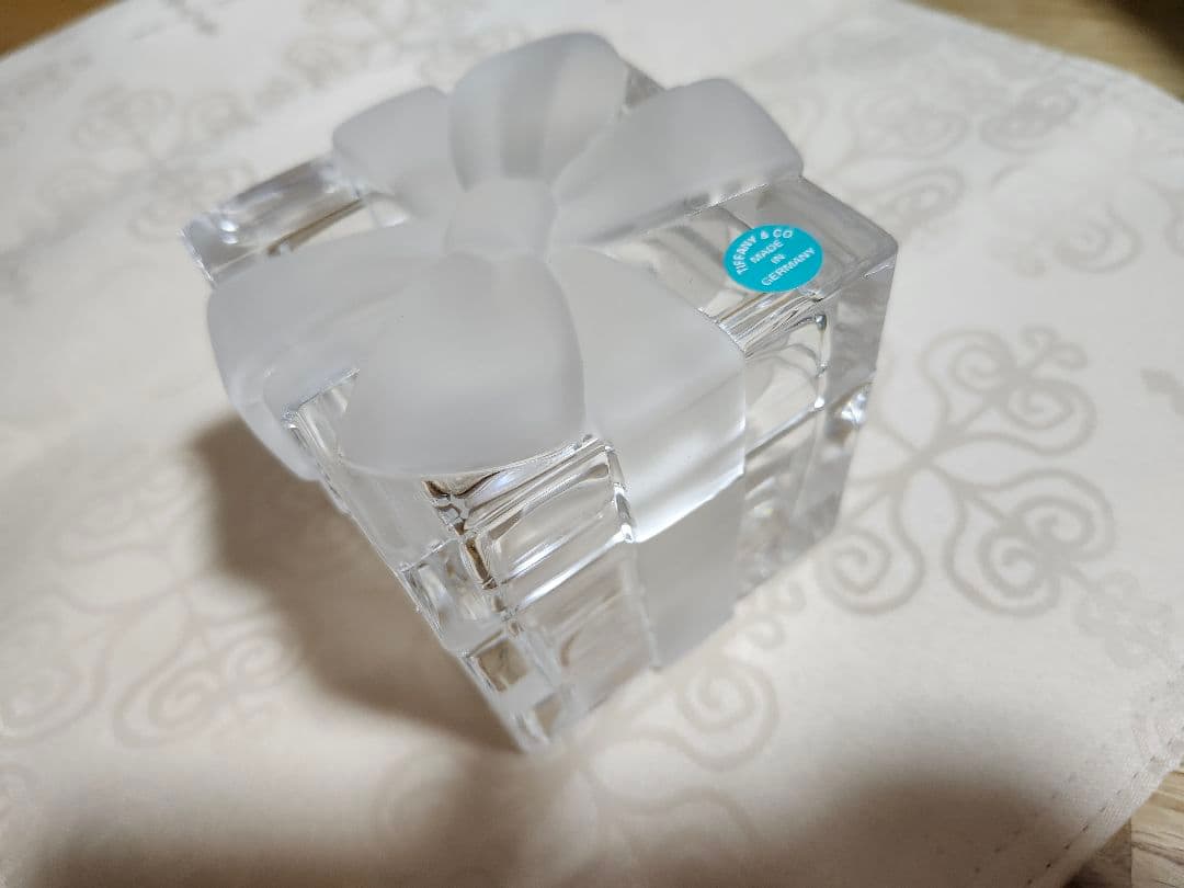 Tiffany & Co. クリスタルボウボックス、ギフトボックス型小物入れ