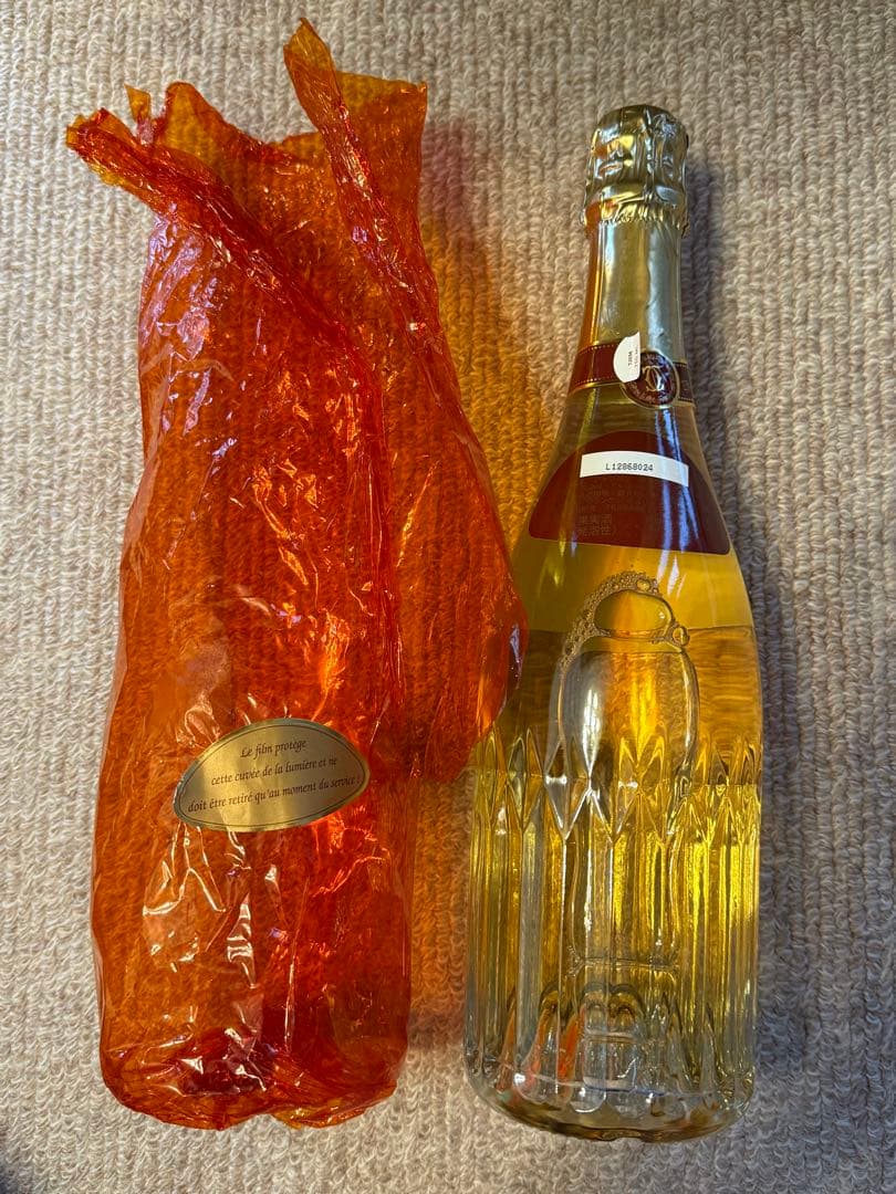 Cuvée Cartier Champagne Brut 赤色ボックス入り