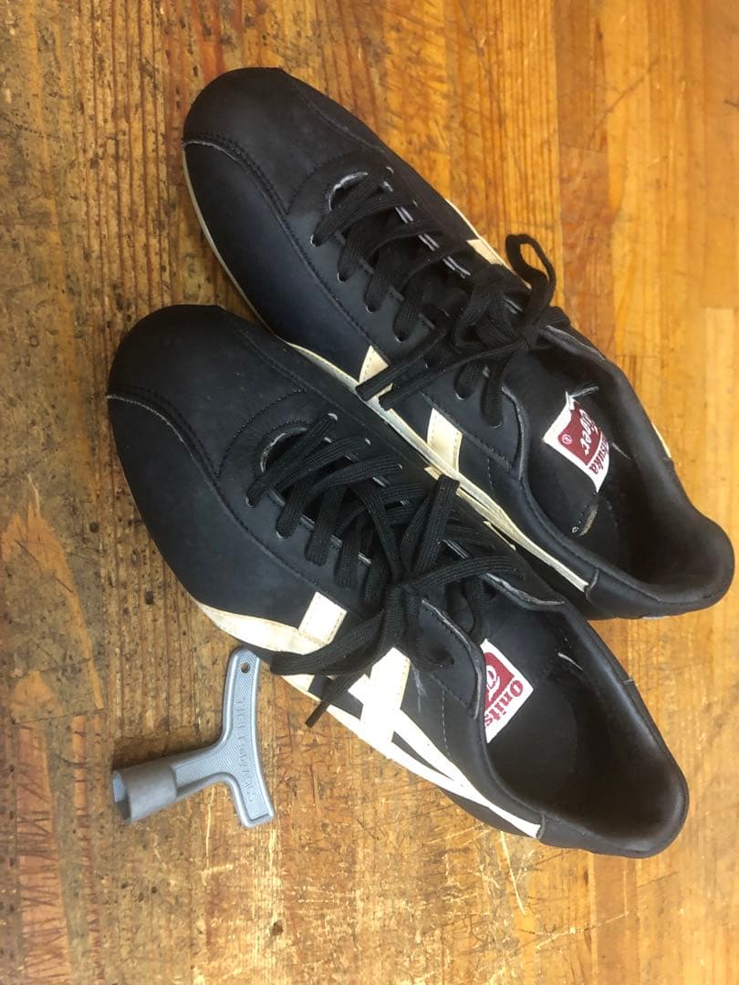 オニツカタイガー　サッカーシューズ　24.5cm