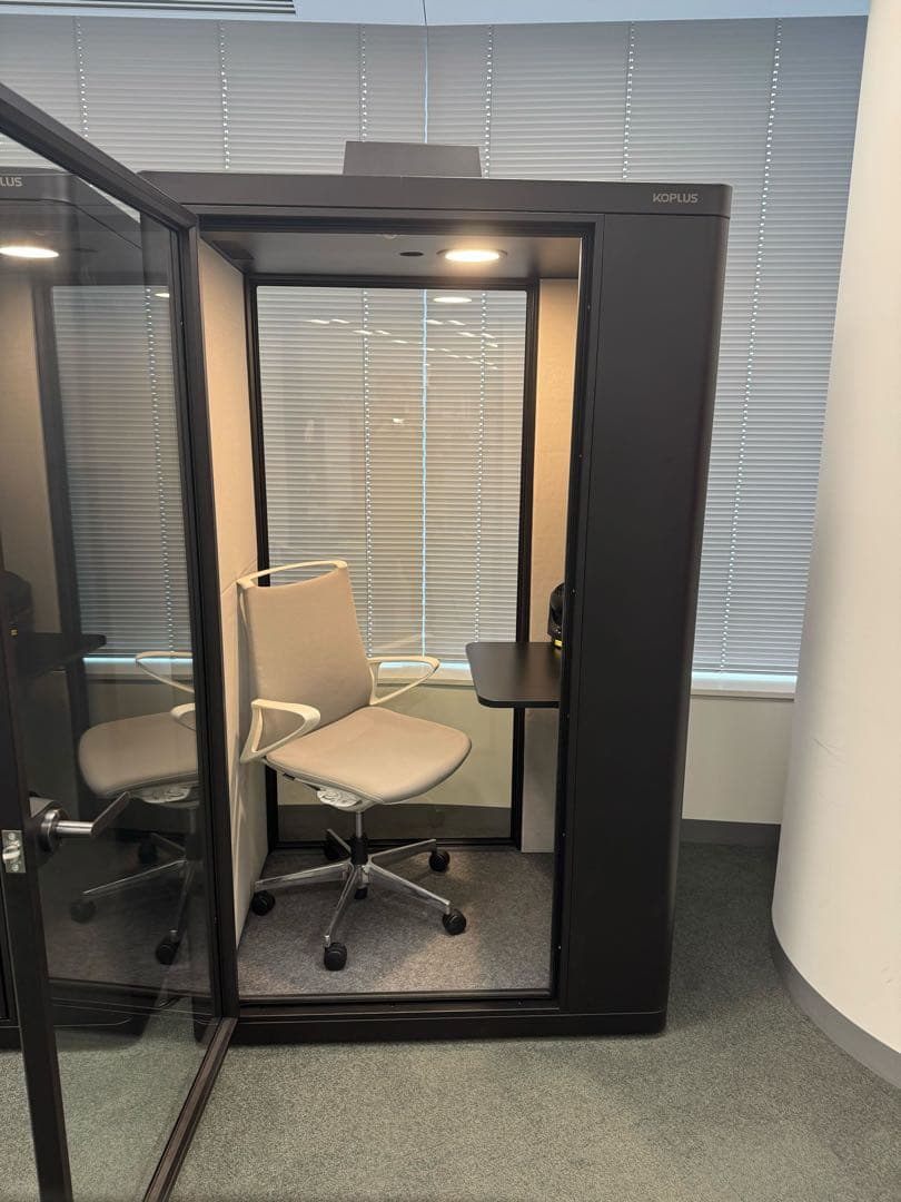 オフィス家具 Koko Solo