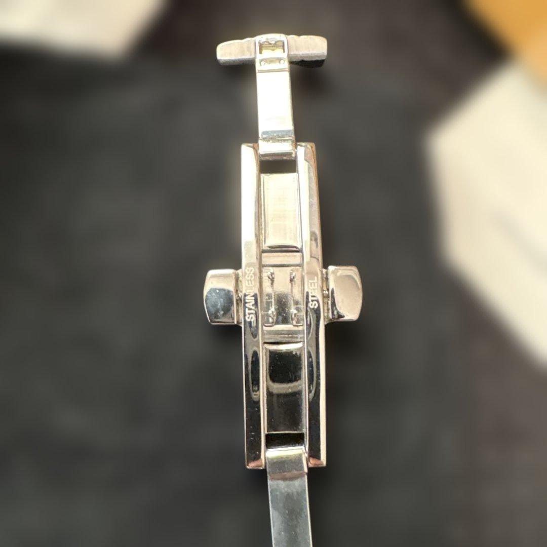 新品未使用（電池切れ）FENDI 腕時計 クォーツ 黒文字盤 ステンレス