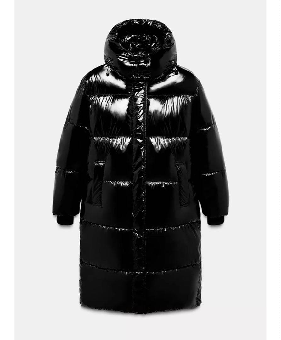 n*e様 タグ付き新品★ZARAのシャイニーロングアノラック★サイズ★ブラック色