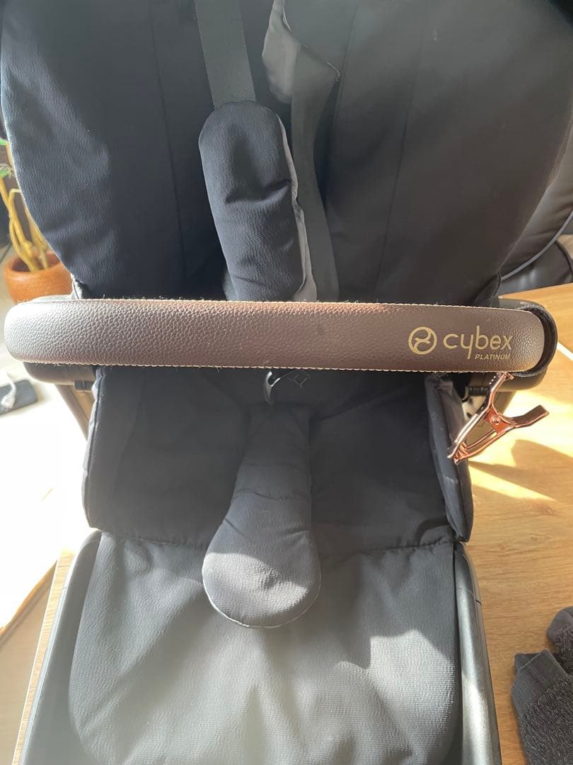 Cybex e-Priam 電動アシスト ベビーカー23万円相当の最上位モデル