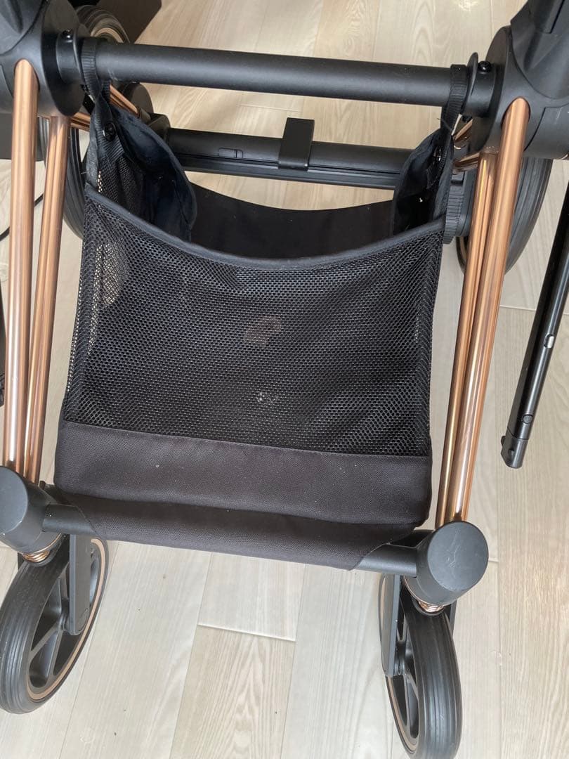 Cybex e-Priam 電動アシスト ベビーカー23万円相当の最上位モデル