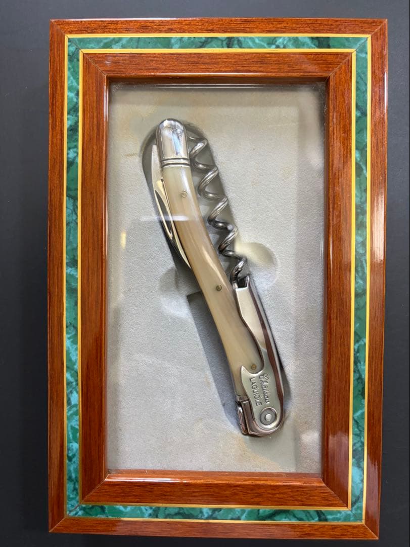 シャトーラギオール　ソムリエナイフ　箱付き　Chateau LAGUIOLE