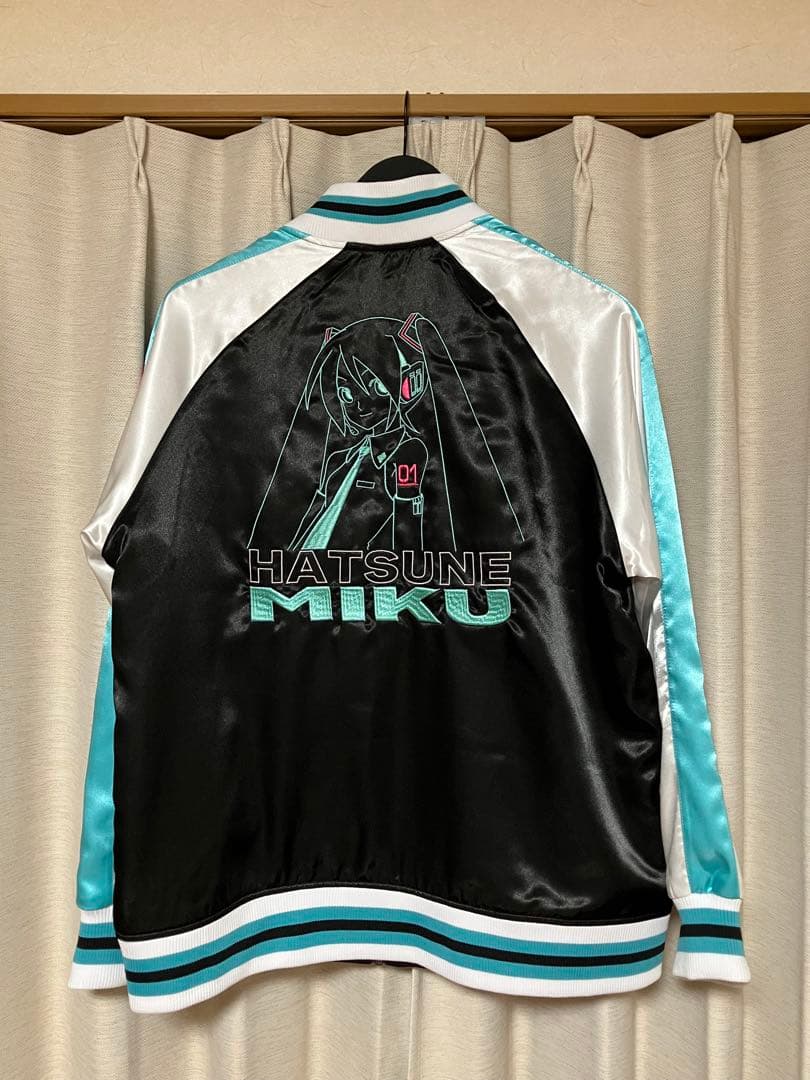 【新品】初音ミク XLサイズ HATSUNE MIKU スカジャン