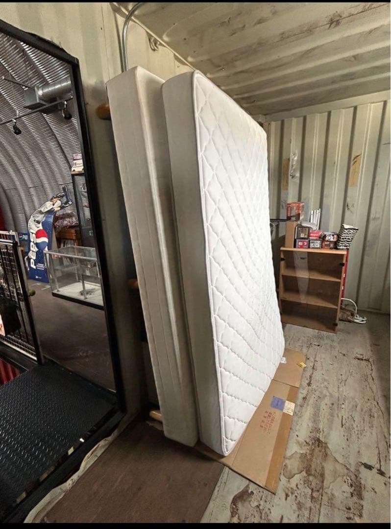 直接引き取り希望‼️ De-Dream セミダブル　マットレス　フレーム付