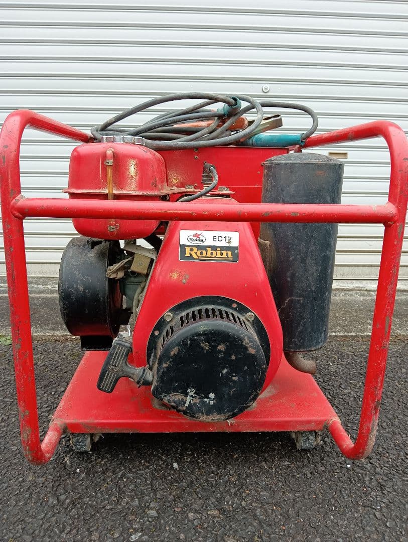 送料込　新ダイワ　実働品　エンジン発電溶接機　アクションウェルダーEW302D