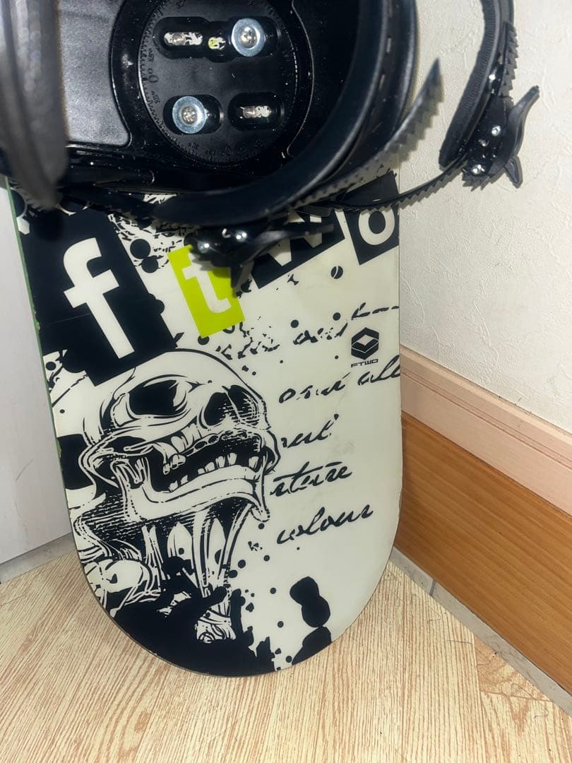 グラトリ最強定番ボードTNT ！FTWO 150cm 新品バインセット