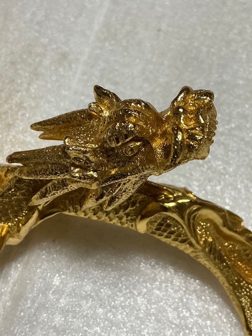 黄金に輝く、龍の置物／24kGP物（金メッキ）【本体のみの置物】。