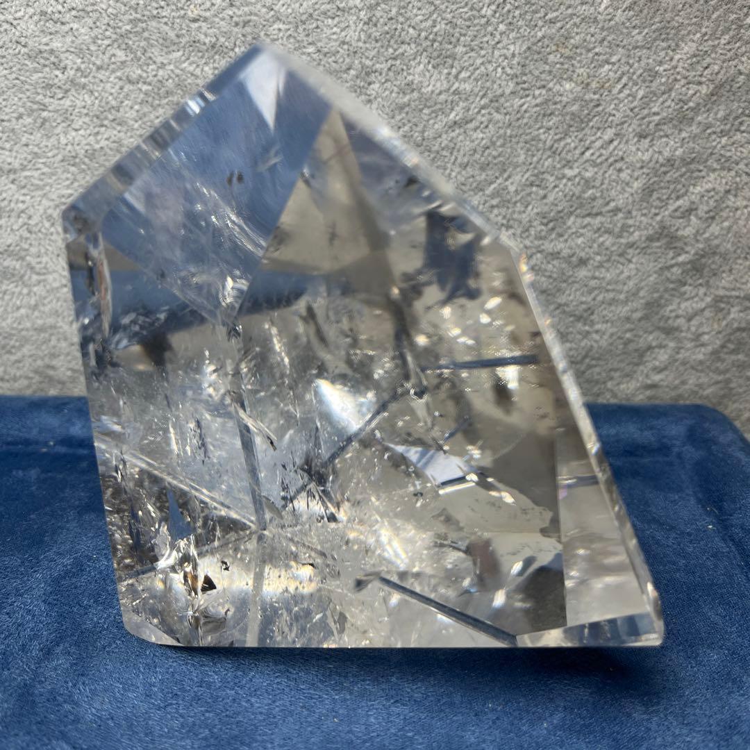 高品質水晶フリーフォーム　透明度最高　ブラジル産507g