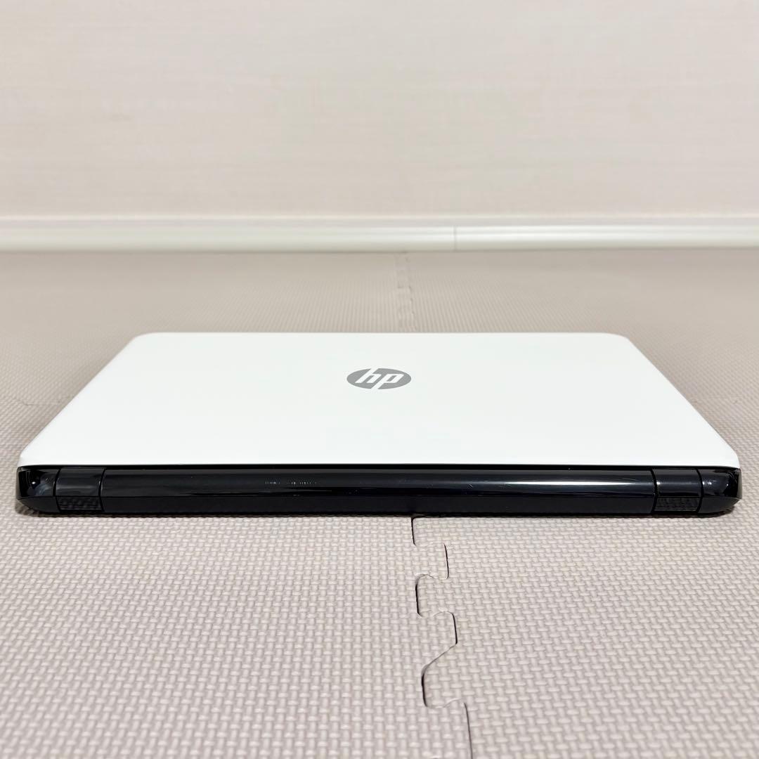 【良品】HP ノートパソコン白【8GB/新品SSD/Win11】