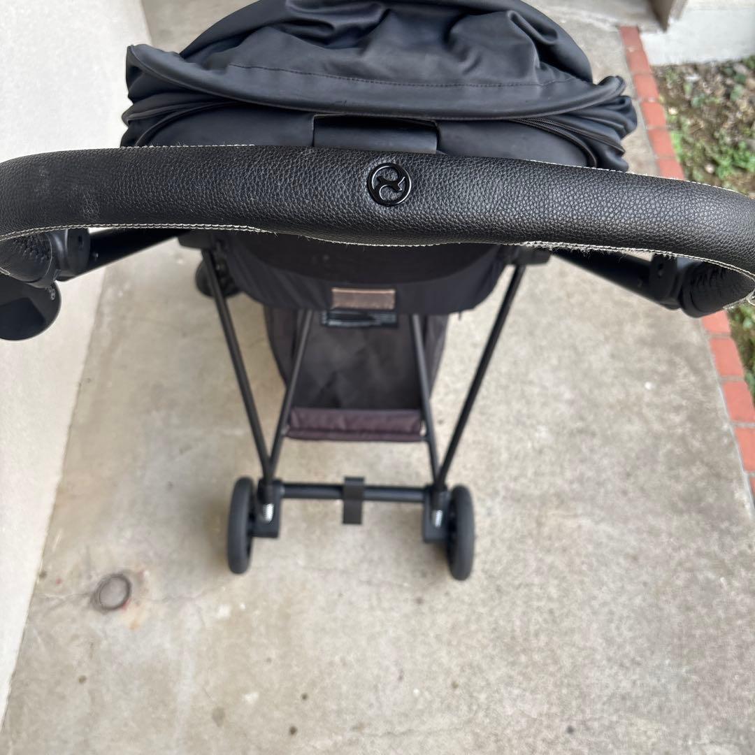 ★cubex ブラック 折りたたみベビーカー★