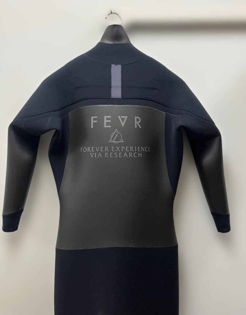 FEVR セミドライスーツ 5/3mm 裏起毛