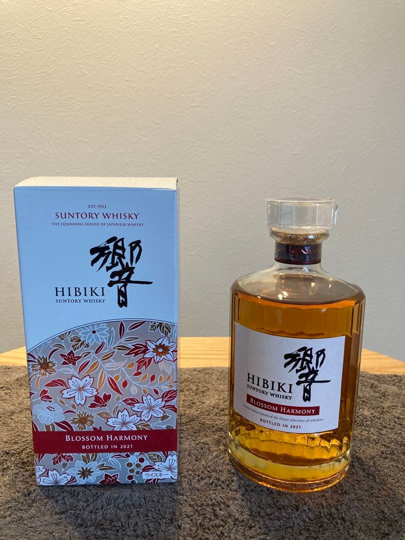 山崎　サントリーウイスキー　リミテッドエディション・響　2021年　700ml