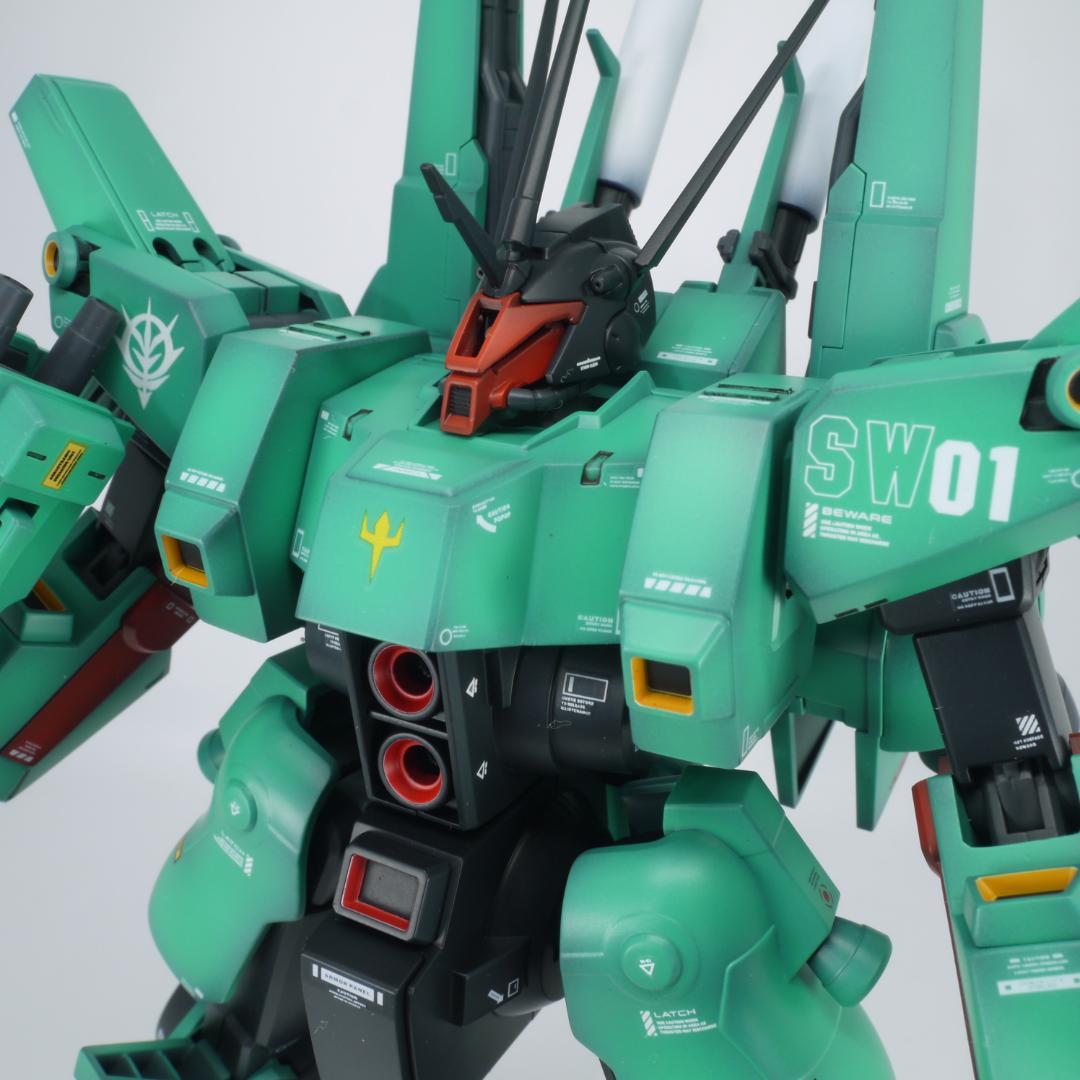 ガンプラ　HG ドーベンウルフ　全塗装　完成品