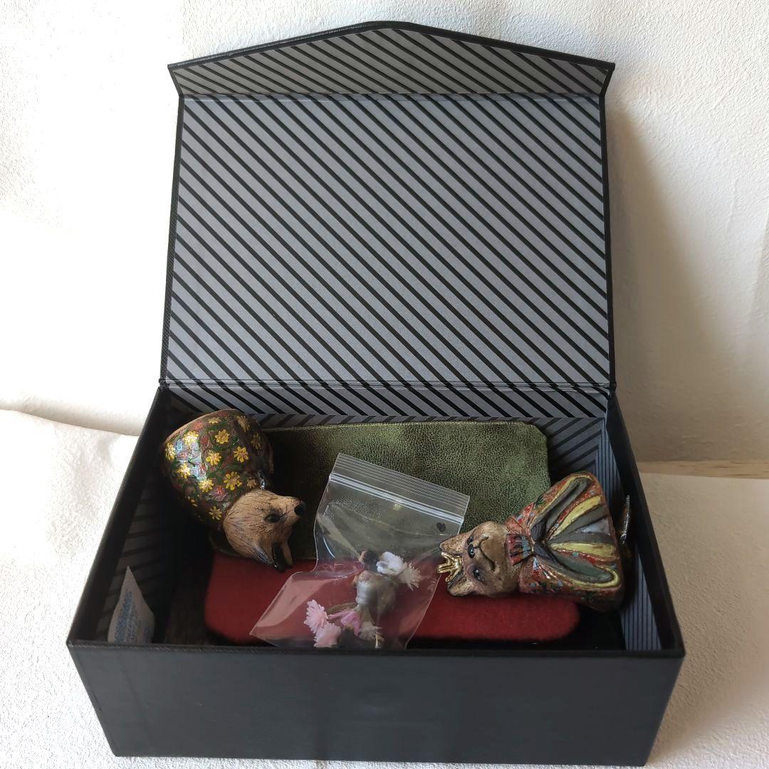 狐の雛人形3 陶器製　伝統的スタイル