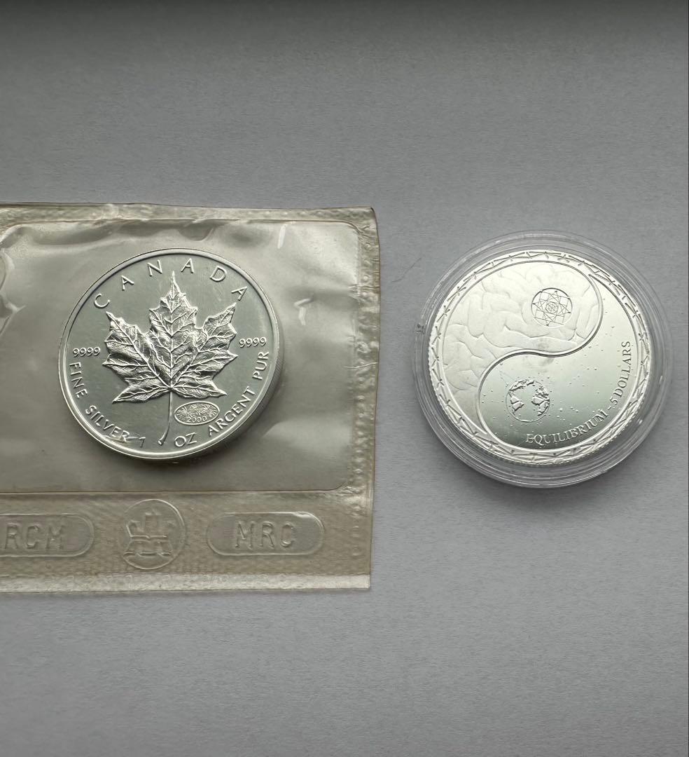 純銀　カナダ銀貨　ニュージーランド 銀貨　1OZ 9999純銀　銀貨2枚希少本物