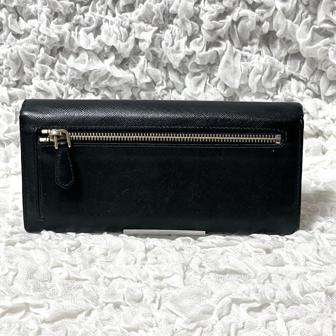 美品✨プラダ 2つ折り長財布 サイフィアーノレザー 三角プレート トライアングル