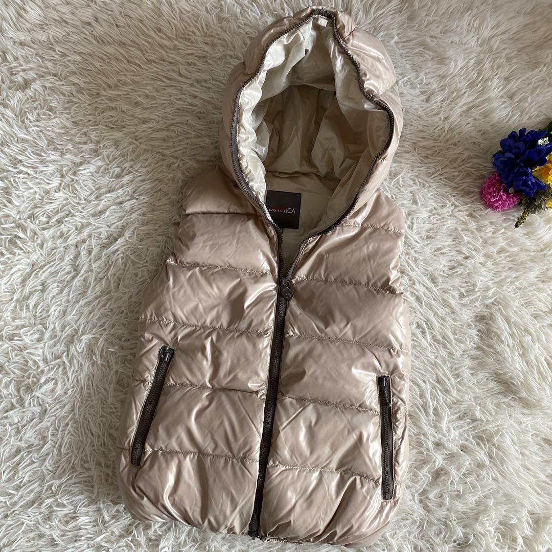 森本珠恵DUVETICA デュベティカ フェべ ダウンベスト