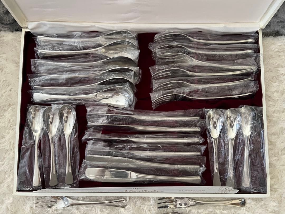 ノリタケ　カトラリーセット　エモーション　ディナーセット〈30本セット〉※ケース