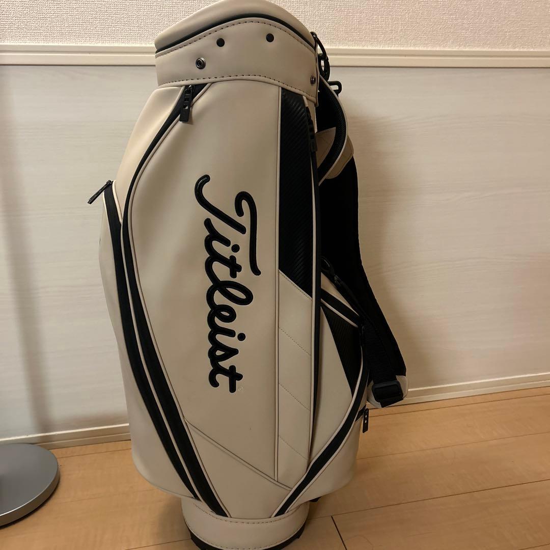 最終値下げ　Titleist タイトリスト コアエッセンシャル キャディバッグ