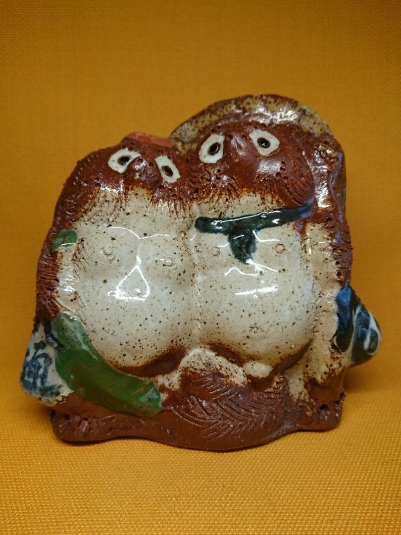 たぬき　狸　人形　陶器　オブジェ　置物　インテリア　工芸品　美術品　A1094