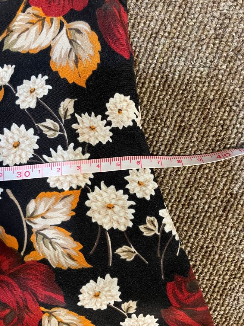 フラメンコ衣装　ワンピース・シージョ２点つき