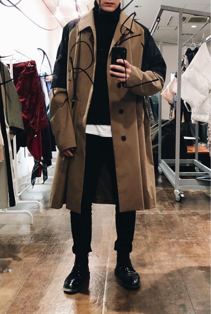 Juvenile roll hallcall コート