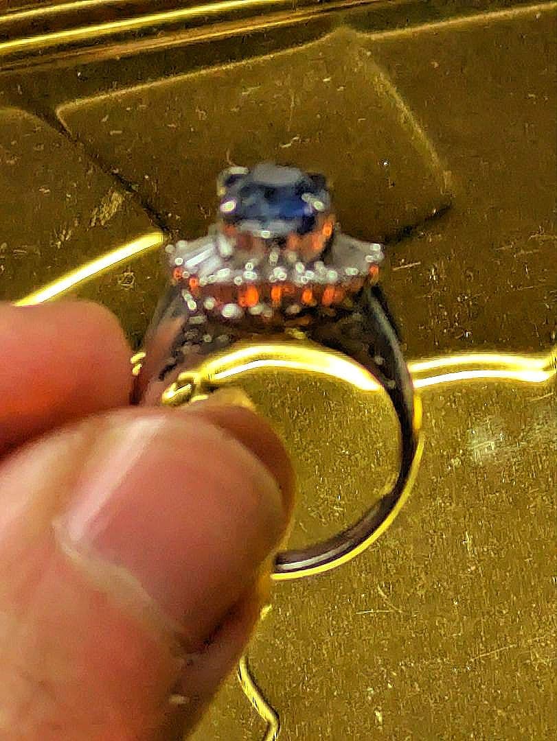 ミ*ン様 PT900　サファイア3.45㌌