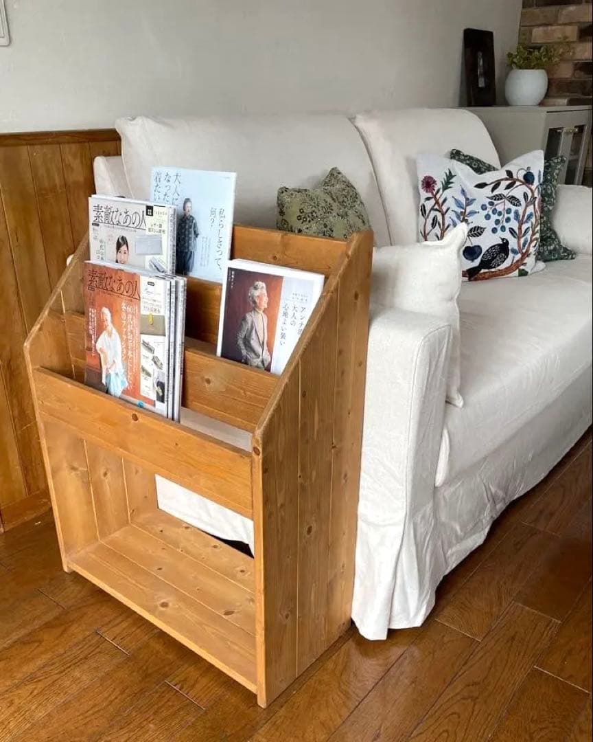 [美品]木製　無垢材　ハンドメイド　マガジンラック