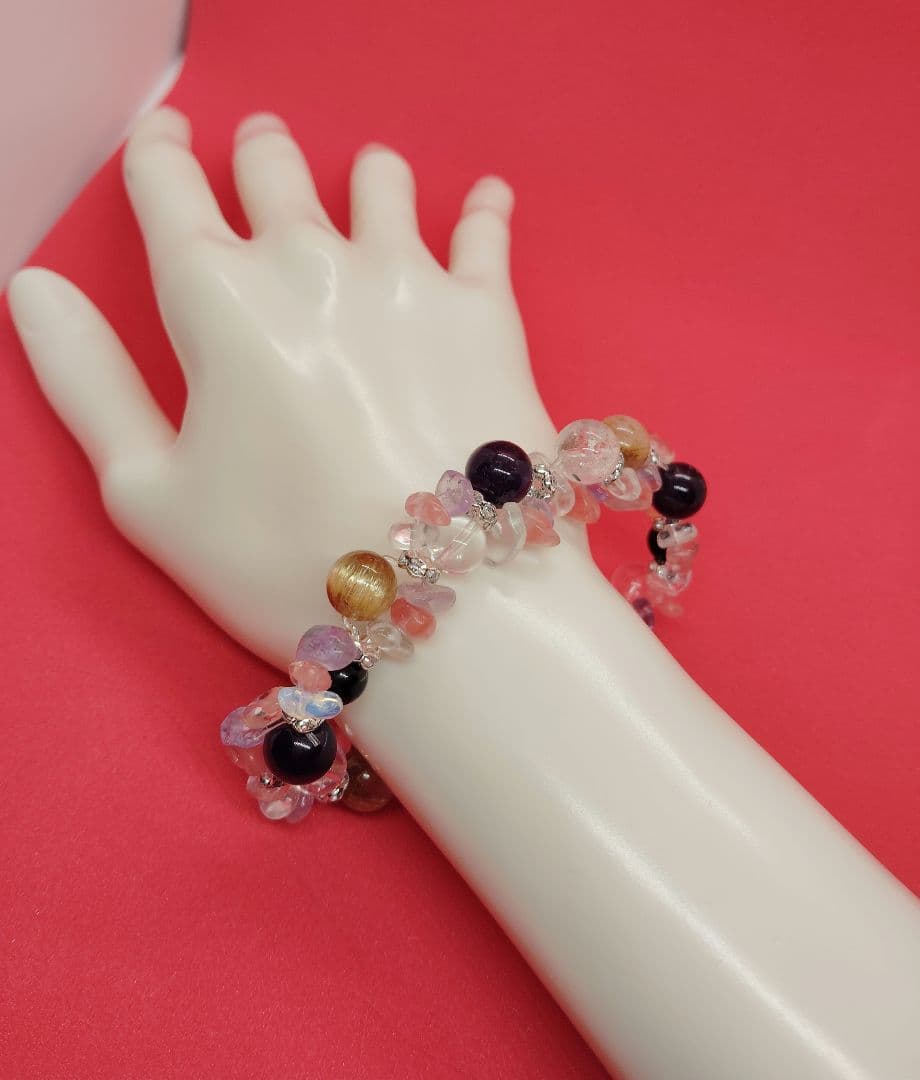 高波動で運気好転　パワーストーンブレスレット