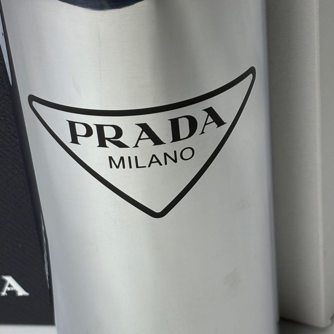 プラダ PRADA ウォーターボトル 水筒 500ml ステンレス シルバー.