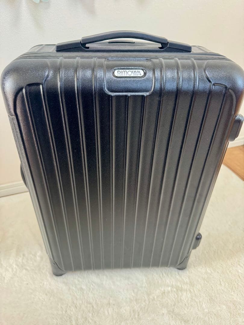 RIMOWA SALSA 32リットル ブラックキャリーケース
