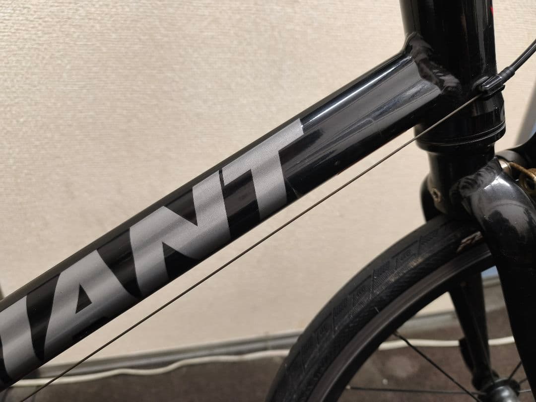 GIANT　IDIOM Mサイズ　20インチ ブラック/レッド