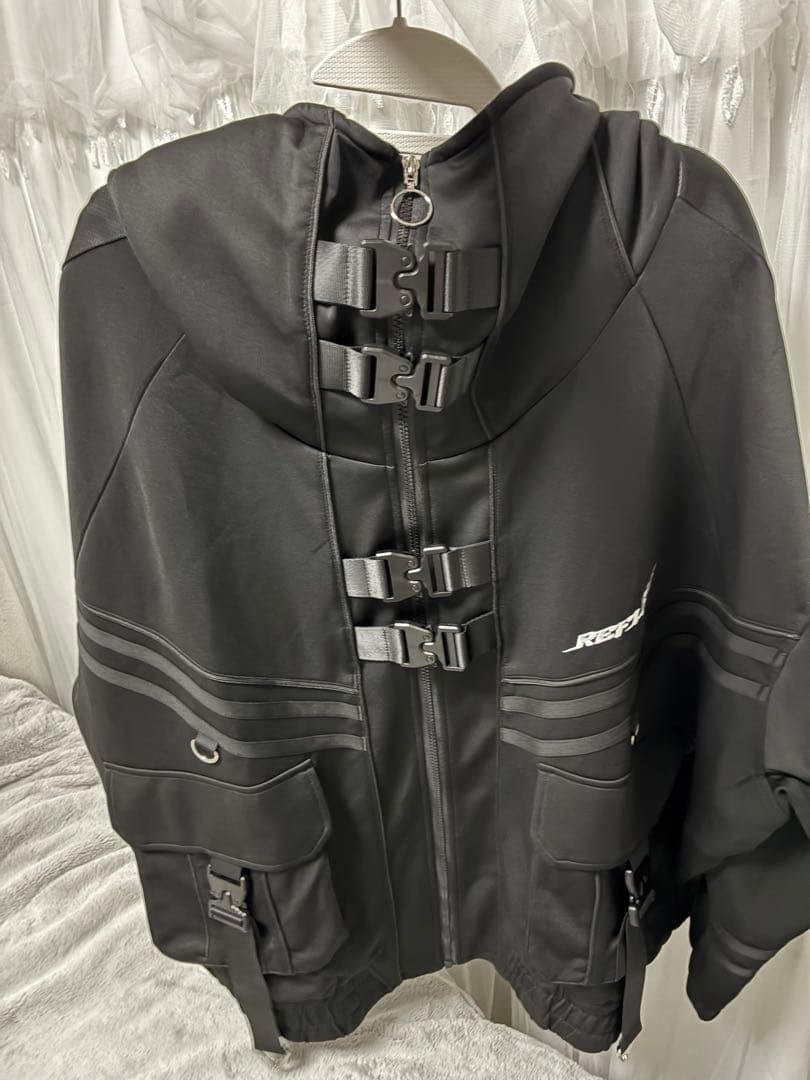 レフレム　サイバー切替ボリュームネックジャージパーカー