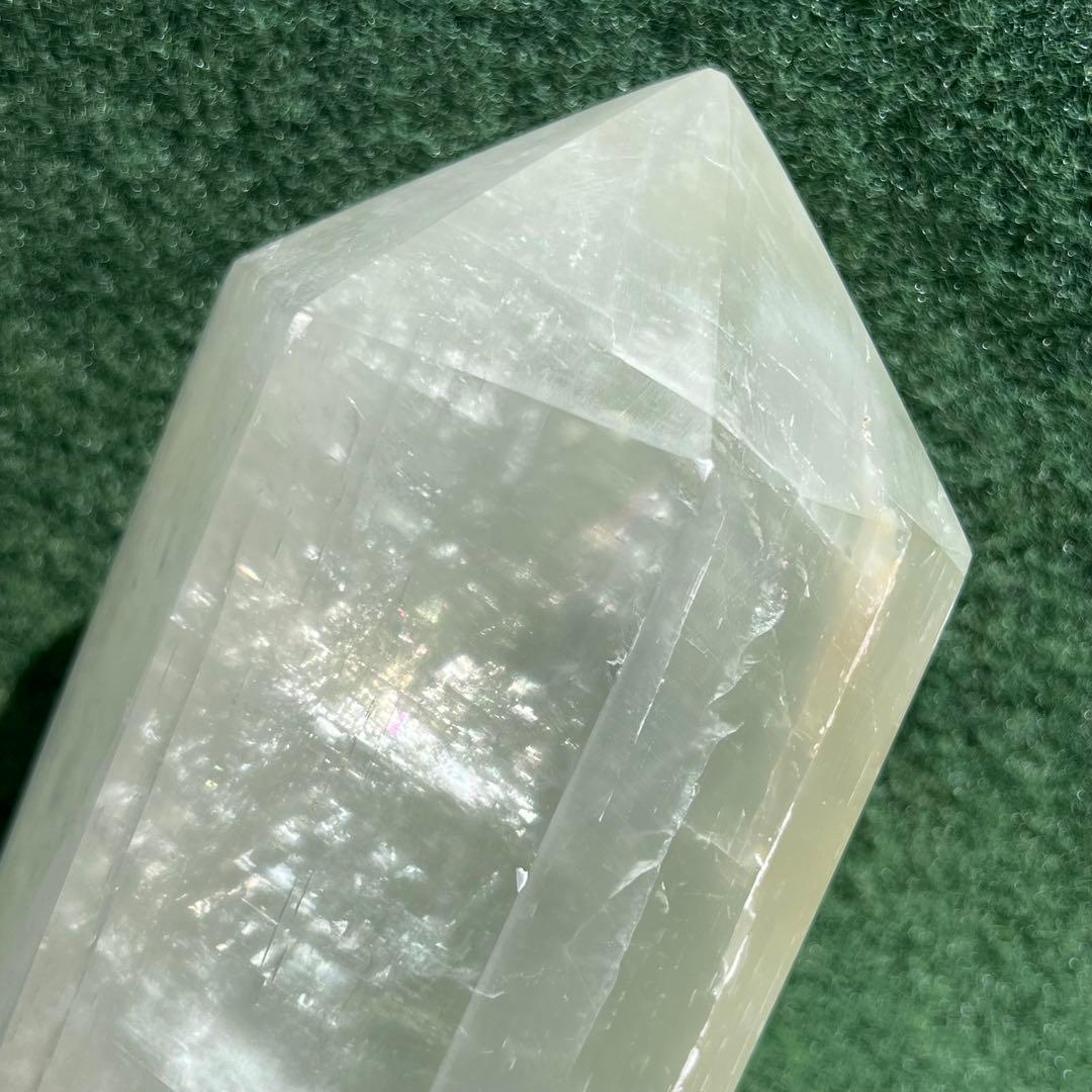 特大！ ほんのりグリーン カルサイト 六角柱 ポイント 天然石 パワーストーン
