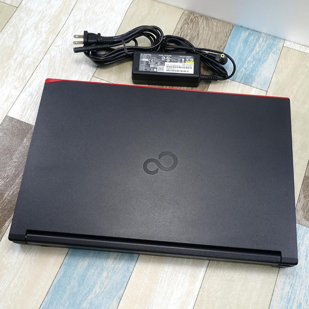 ３２ＧＢにメモリ増設済✨超高速大容量新品ＳＳＤ１ＴＢ搭載✨第１１世代ｉ７✨極美品