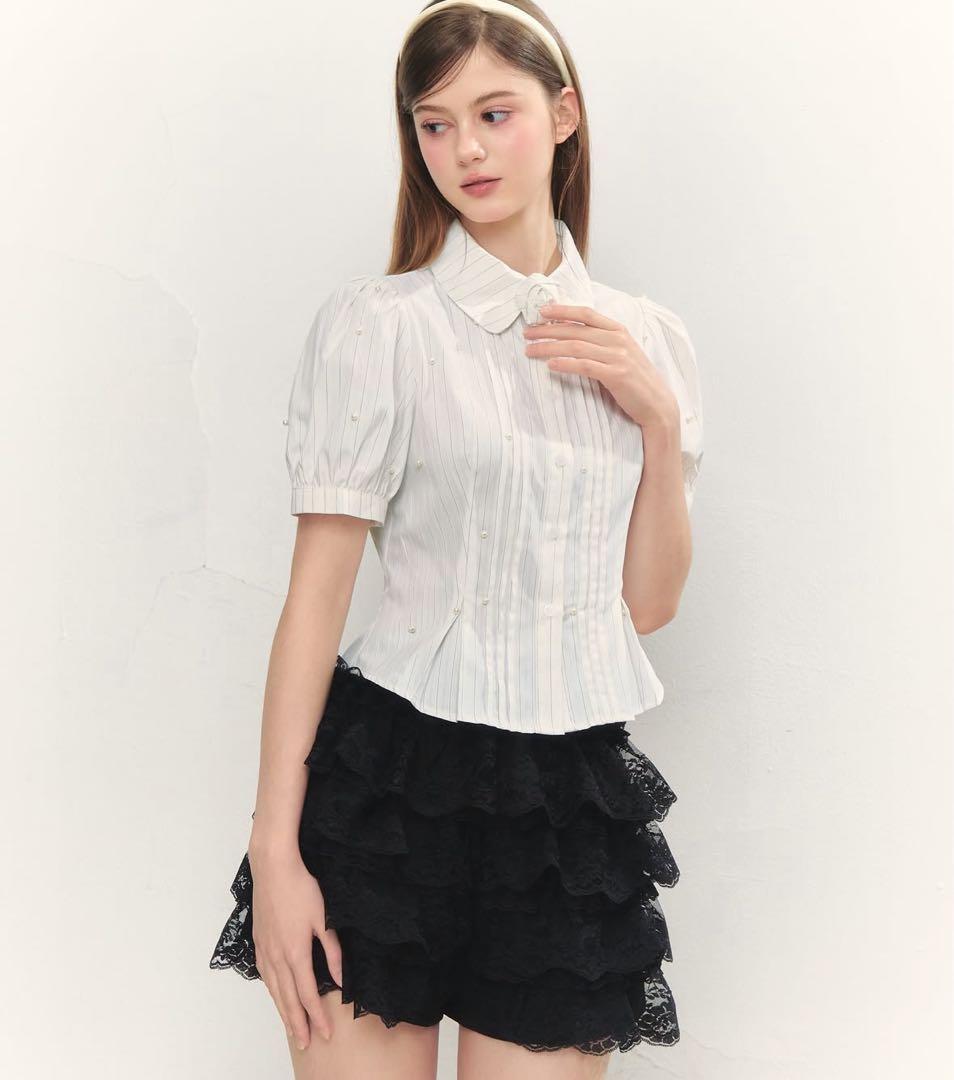 【トリートユアセルフ】Rose accent shirt blouse