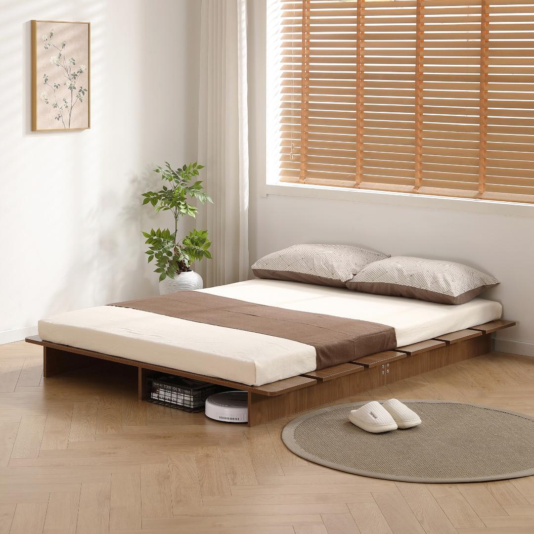 超人気！【幅160cm】木目調 D ベッド ステージベッド 脚付きBrown