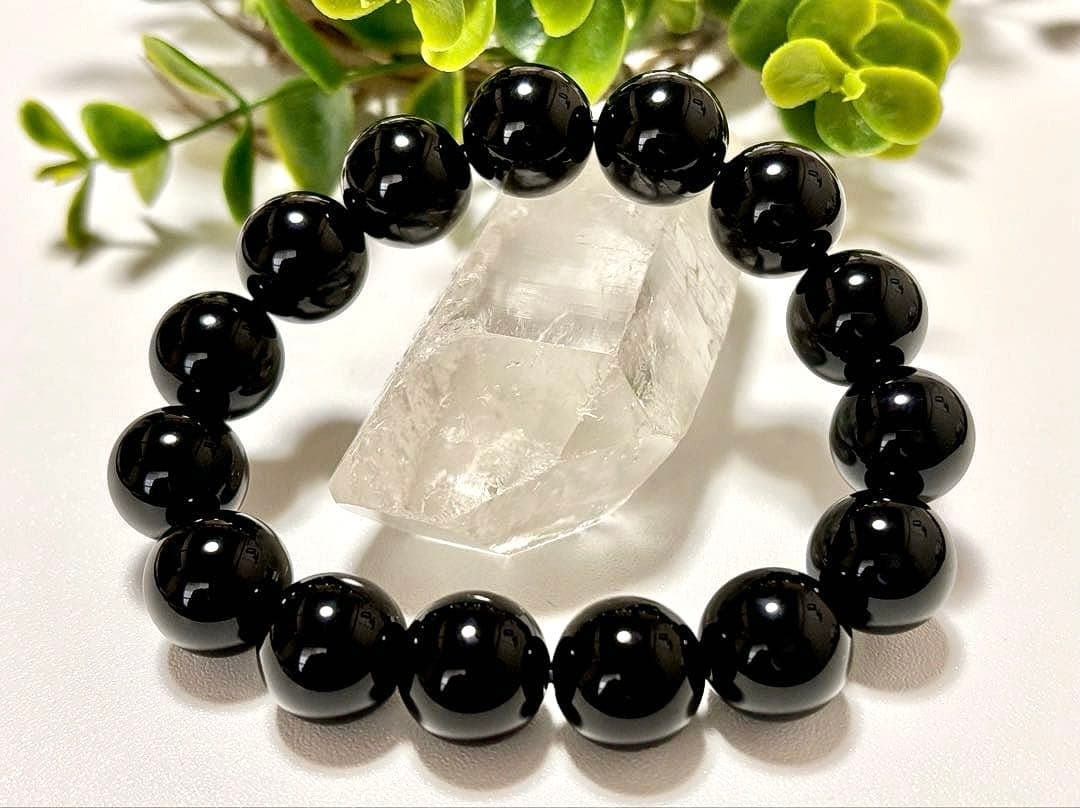 ゆかりん様　神の秘境から舞い降りし破邪最強の守護石　幻のシャングリラ産モリオン